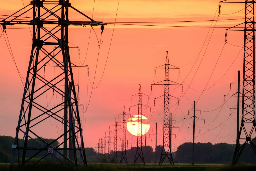 Furnizorii de energie lansează ENERGINFO, un hub dedicat educării consumatorilor români
