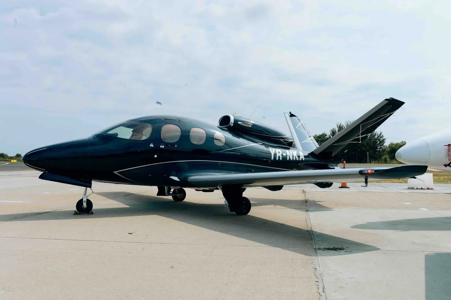Familia Vișoiu extinde afacerea de aviație privată în Europa