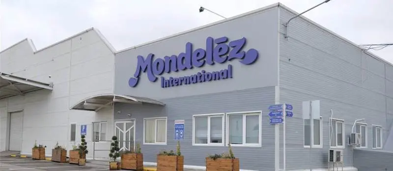Mondelēz investește în România: noi linii de ambalare și un produs nou