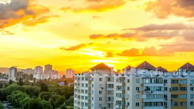 Piața imobiliară, în impas: Autorizațiile de construire s-au prăbușit în septembrie