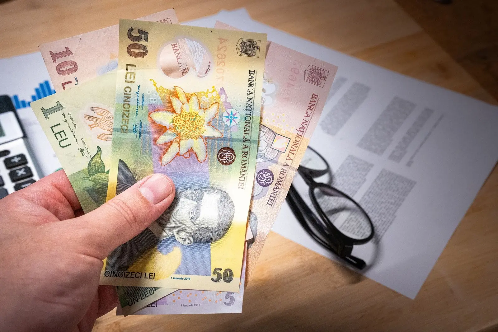 Plafonul scutirii de TVA este de 395.000 lei anual