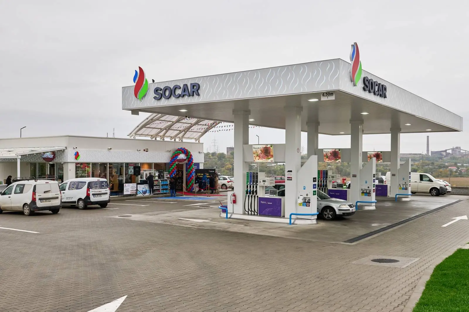 SOCAR atinge borna celor 100 de benzinării în România